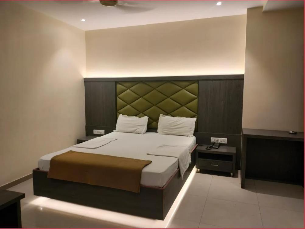 Sahara Lodging & Boarding Hotel Mira-Bhayandar Luaran gambar