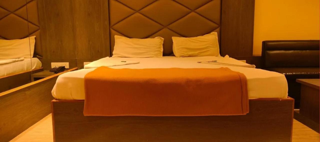 Sahara Lodging & Boarding Hotel Mira-Bhayandar Luaran gambar